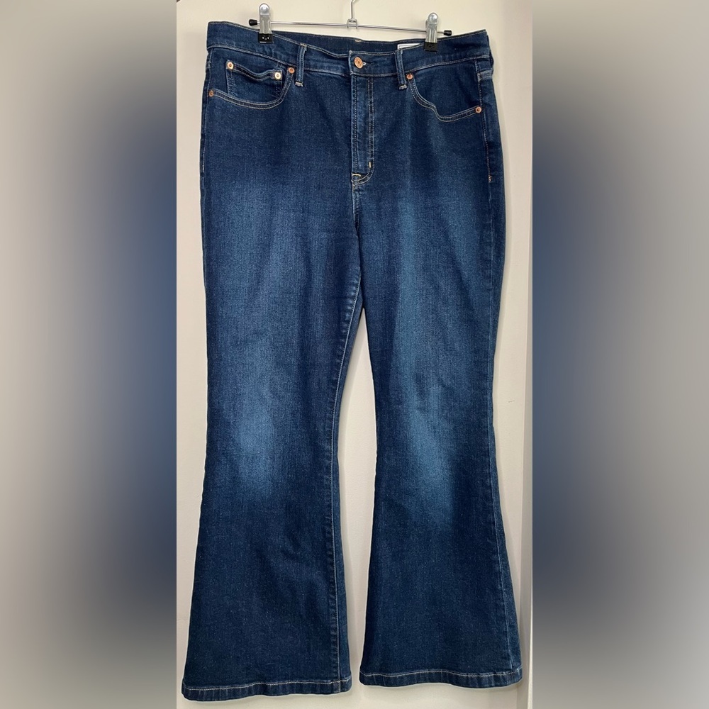 Gap Jeans '70s Flare High Rise Blue Cotton Blend Denim Women's Sz. 32/14 Short